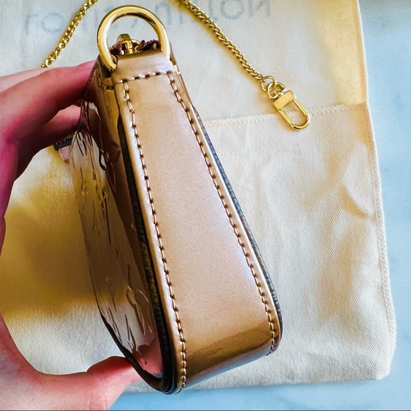 (Sold) NEW - Louis Vuitton Mini Pochette Accessoires, Rose Gold - Picture 6 of 11